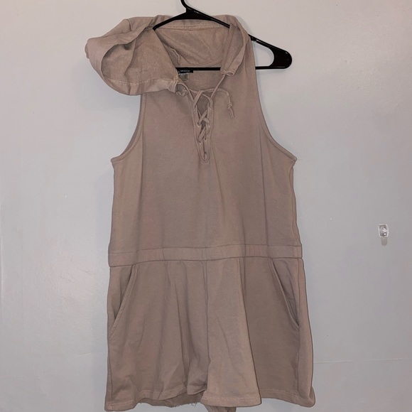 Venus romper - Picture 3 of 4